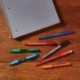 Flexgrip Ultra Retractable - Bolígrafo de punta medio, 4 unidades, varios colores