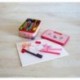 Faber-Castell 155534 - Caja metálica con 33 rotuladores Connector, 10 clips y 2 plantillas para colorear con motivo de bailar