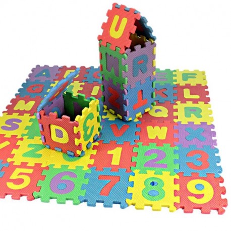 HOMCOM Alfombra Puzzle Bebé con Letras y Números para Niños 36 piezas  Numeros 0 al 9 y 26 Letras Alfabeto Goma Espuma 192x192 cm